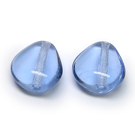Stiklas melsvas trikampio ovalo formos 12x11 mm