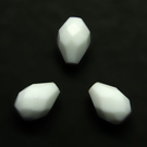 Facetuotas čekiškas stiklas baltas 8x6 mm