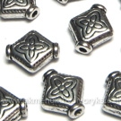 Tibeto sidabro intarpas rombo formos su ornamentu